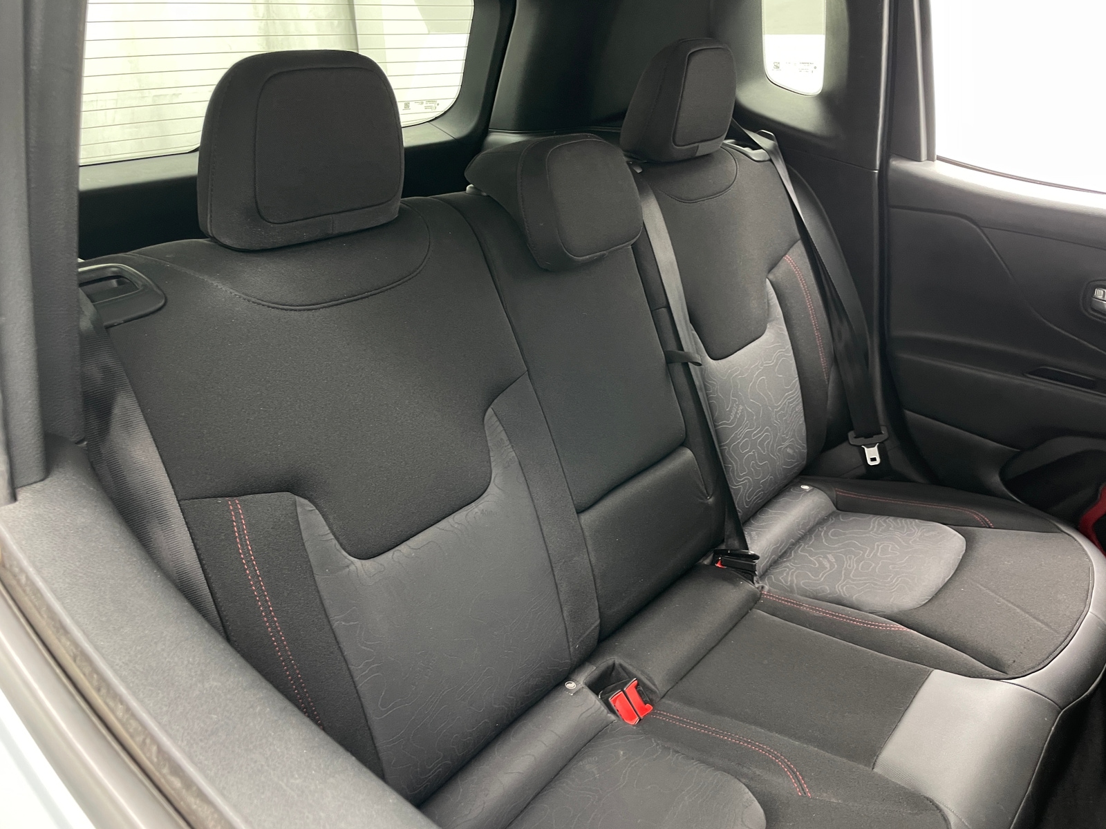 Thumbnail: 2016 Jeep Renegade - 6