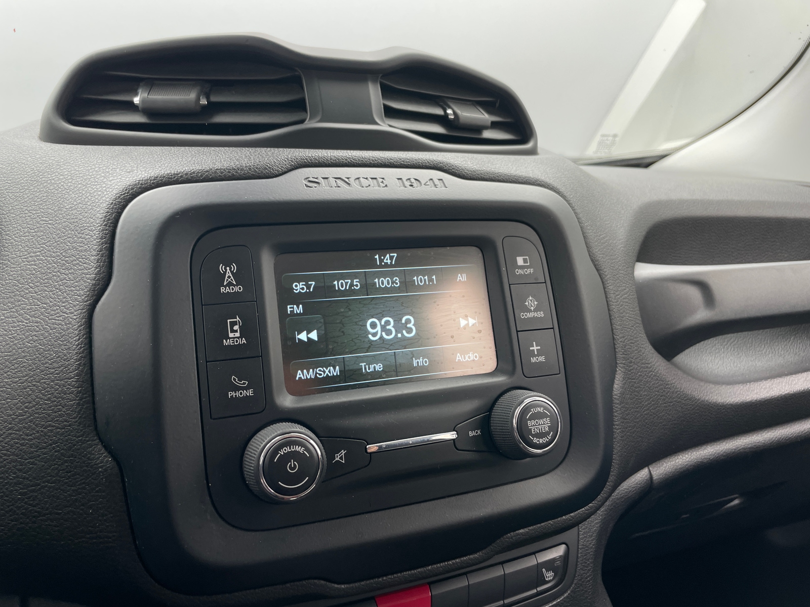 Thumbnail: 2016 Jeep Renegade - 4