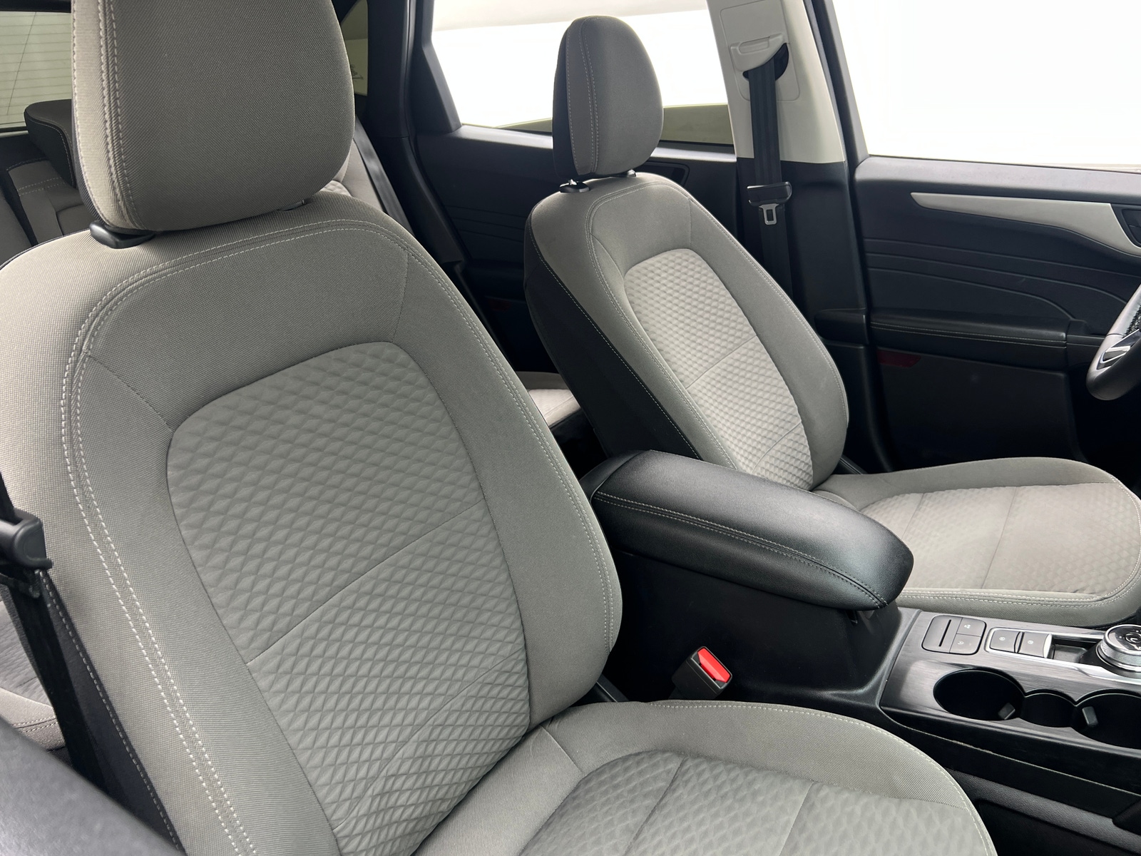 Thumbnail: 2022 Ford Escape - 2