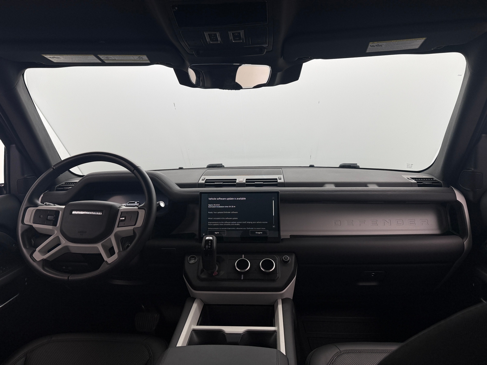 Thumbnail: 2025 Land Rover Defender - 2