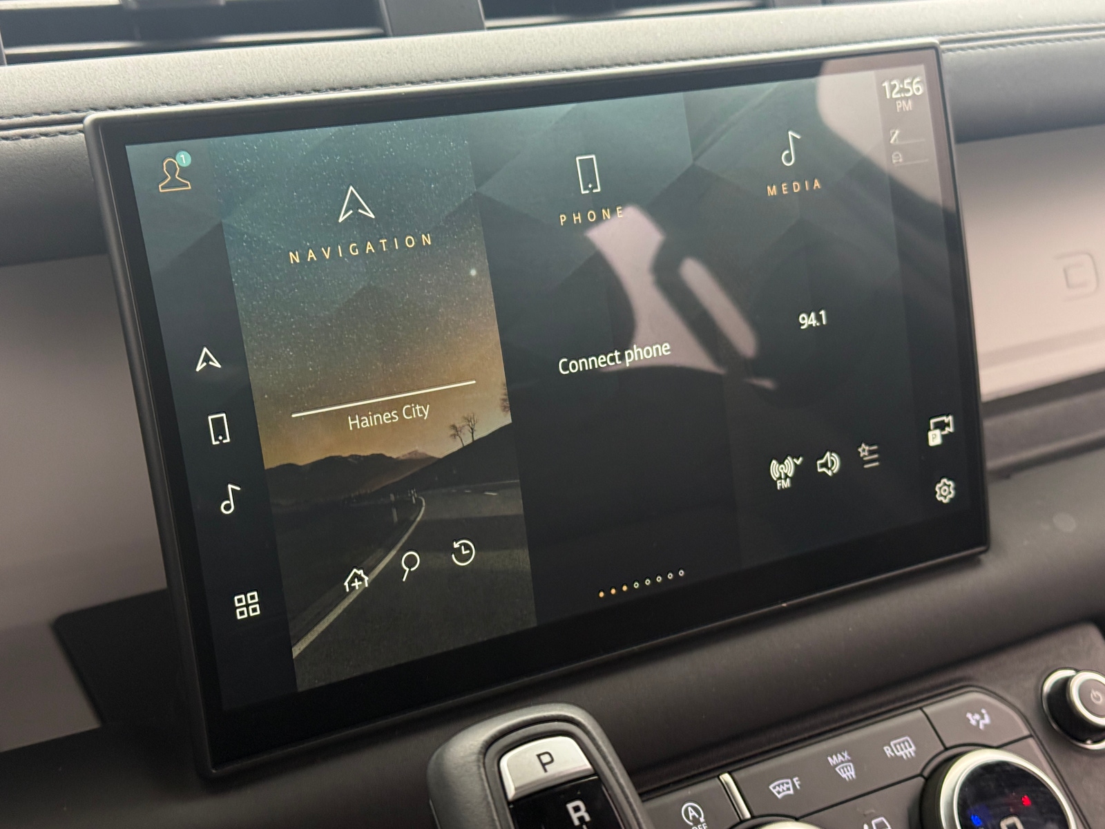 Thumbnail: 2025 Land Rover Defender - 3
