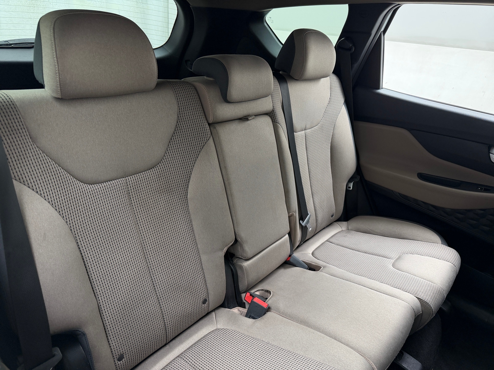 Thumbnail: 2019 Hyundai Santa Fe - 6