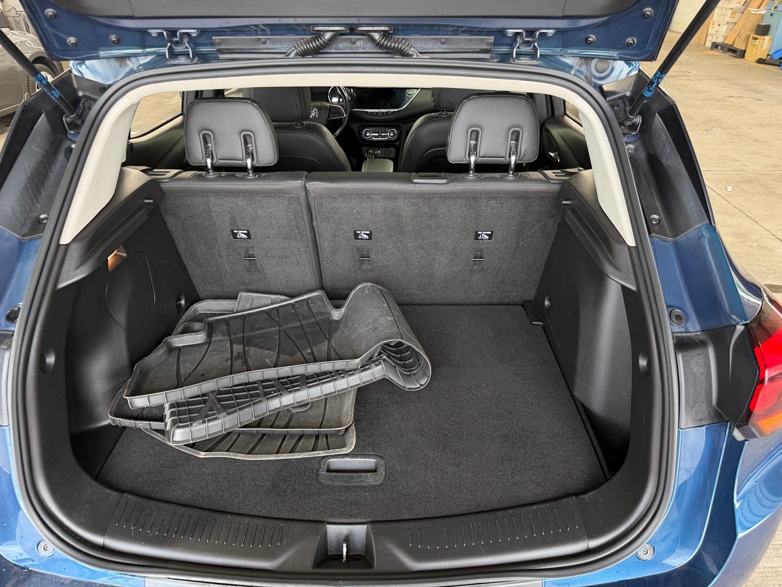 Thumbnail: 2020 Buick Encore GX - 6
