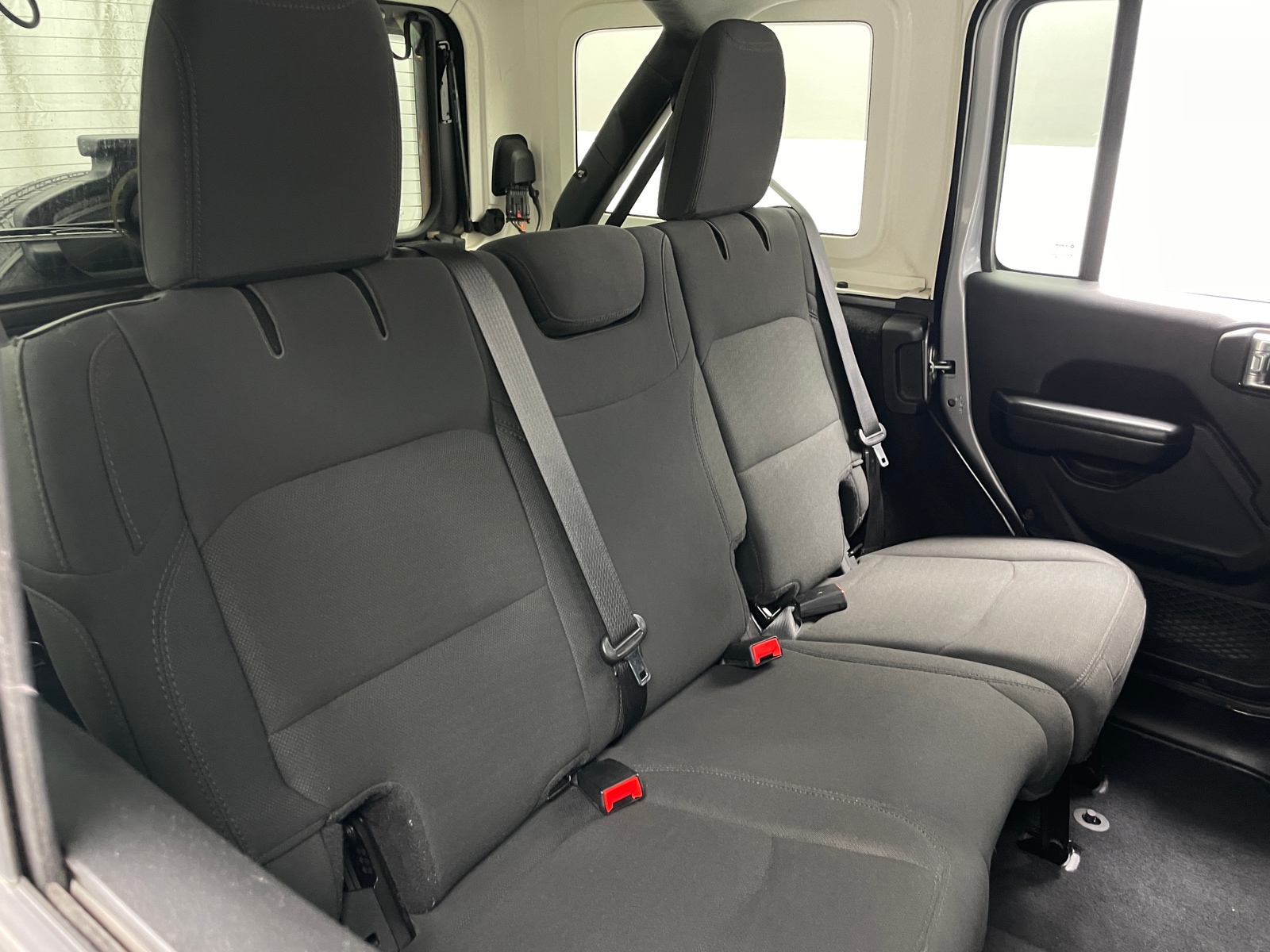 Thumbnail: 2019 Jeep Wrangler - 6