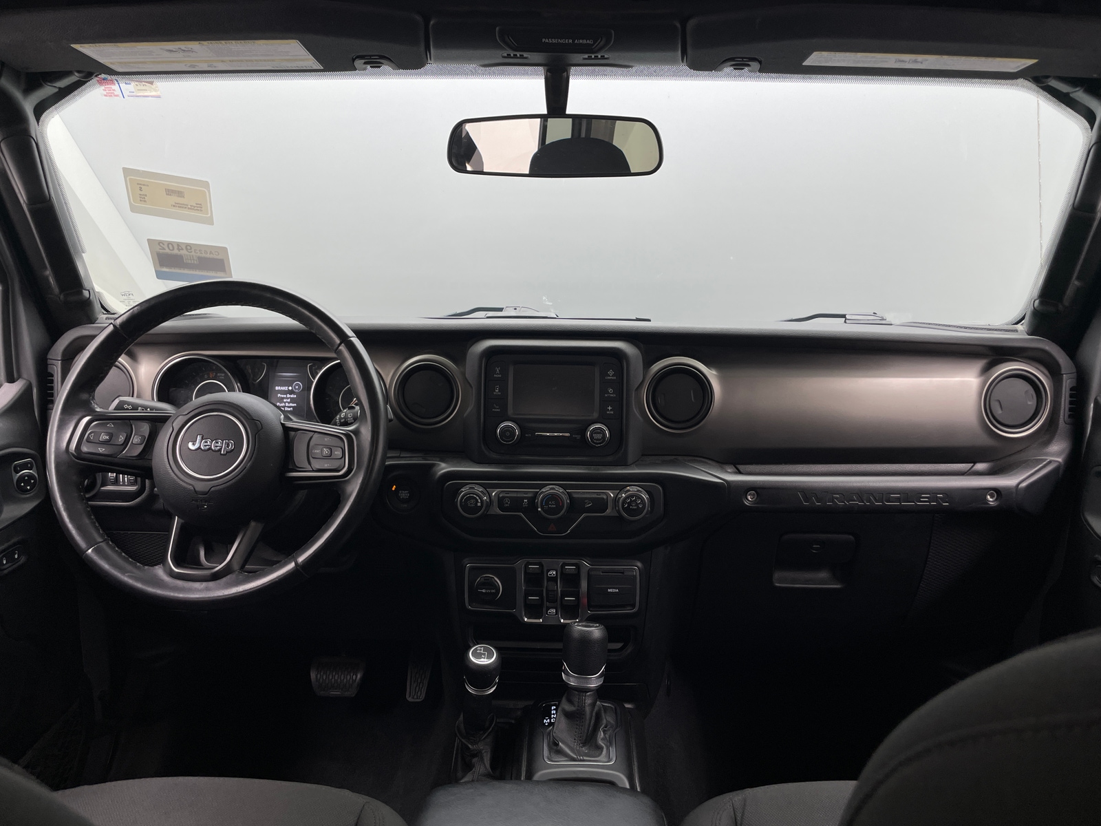 Thumbnail: 2019 Jeep Wrangler - 3