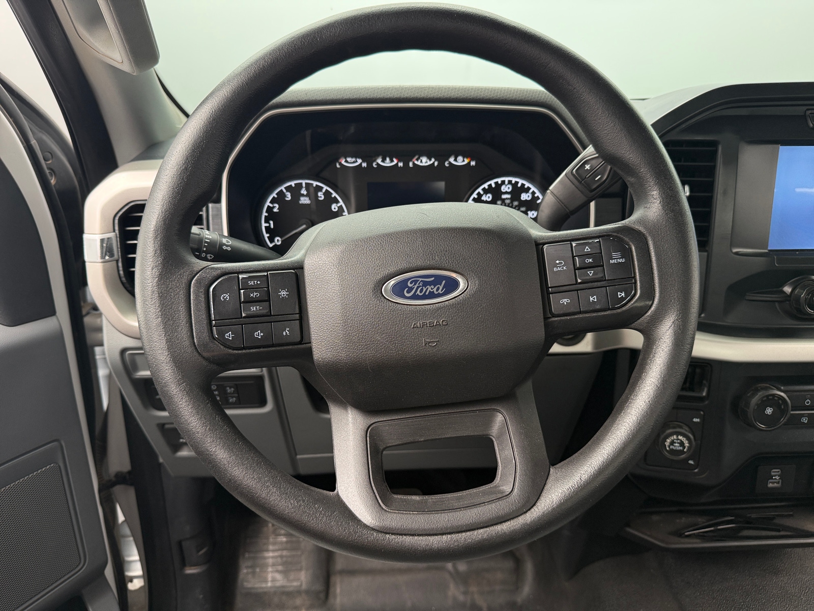 Thumbnail: 2021 Ford Econoline - 5