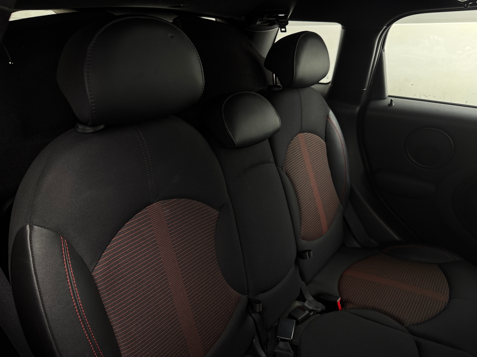 Thumbnail: 2014 MINI Cooper Countryman - 6