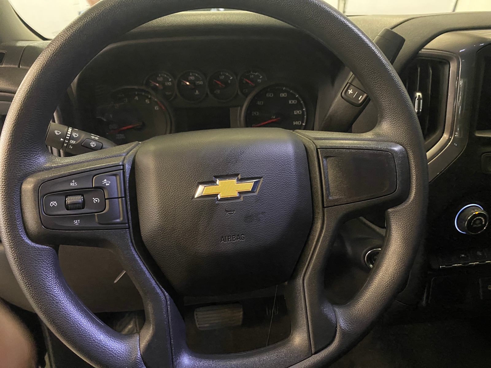 Thumbnail: 2026 Chevrolet Silverado 1500 - 5