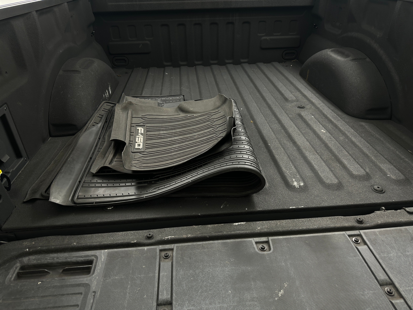 Thumbnail: 2021 Ford Econoline - 7
