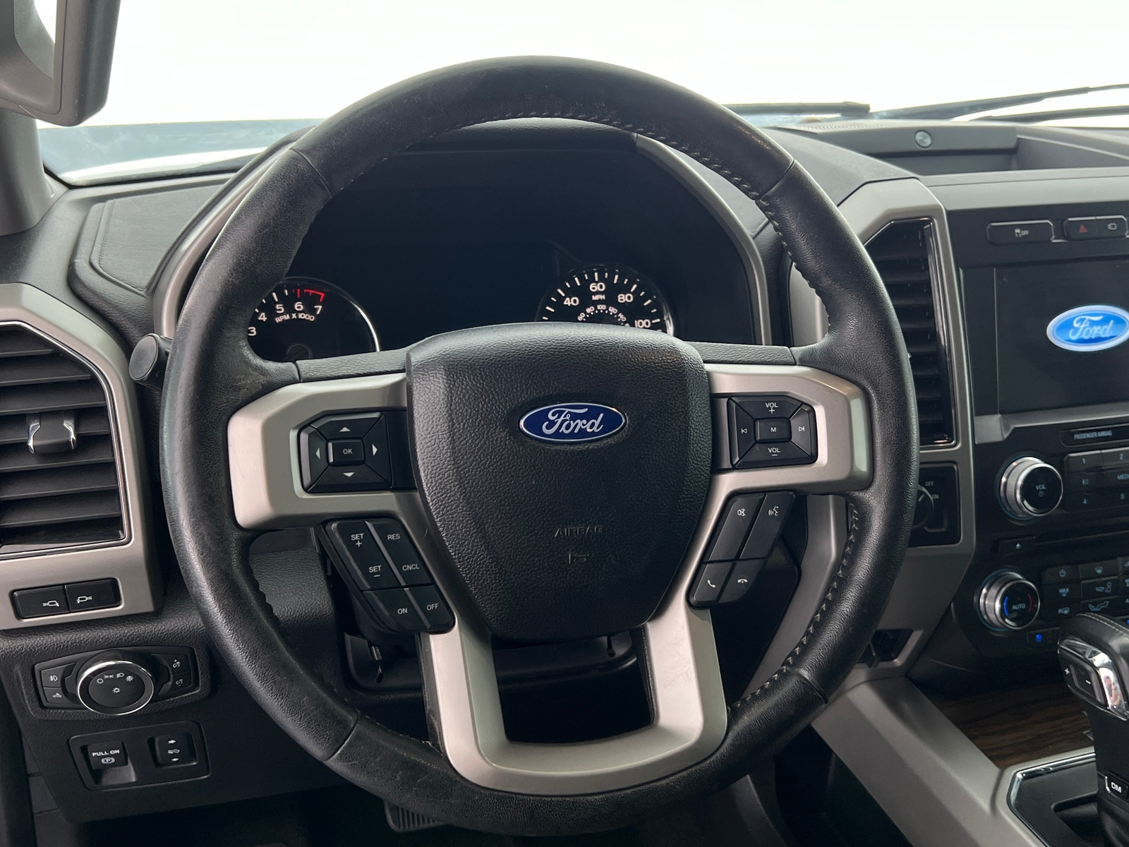 Thumbnail: 2018 Ford Econoline - 4