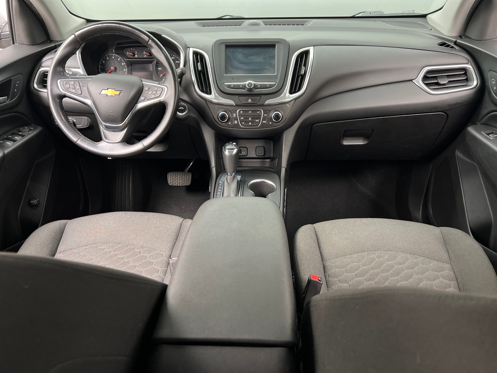 Thumbnail: 2018 Chevrolet Equinox - 3