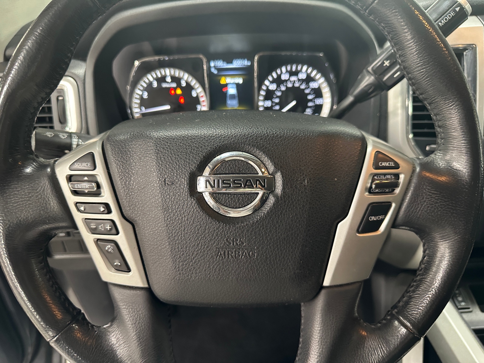 Thumbnail: 2018 Nissan Titan - 5