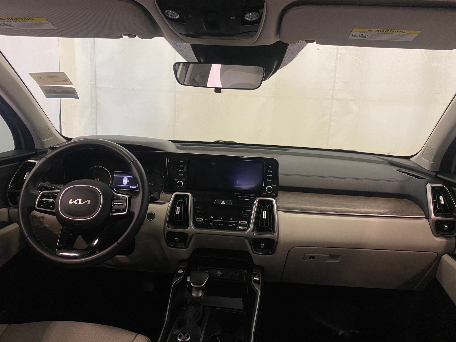 Thumbnail: 2022 Kia Sorento - 2