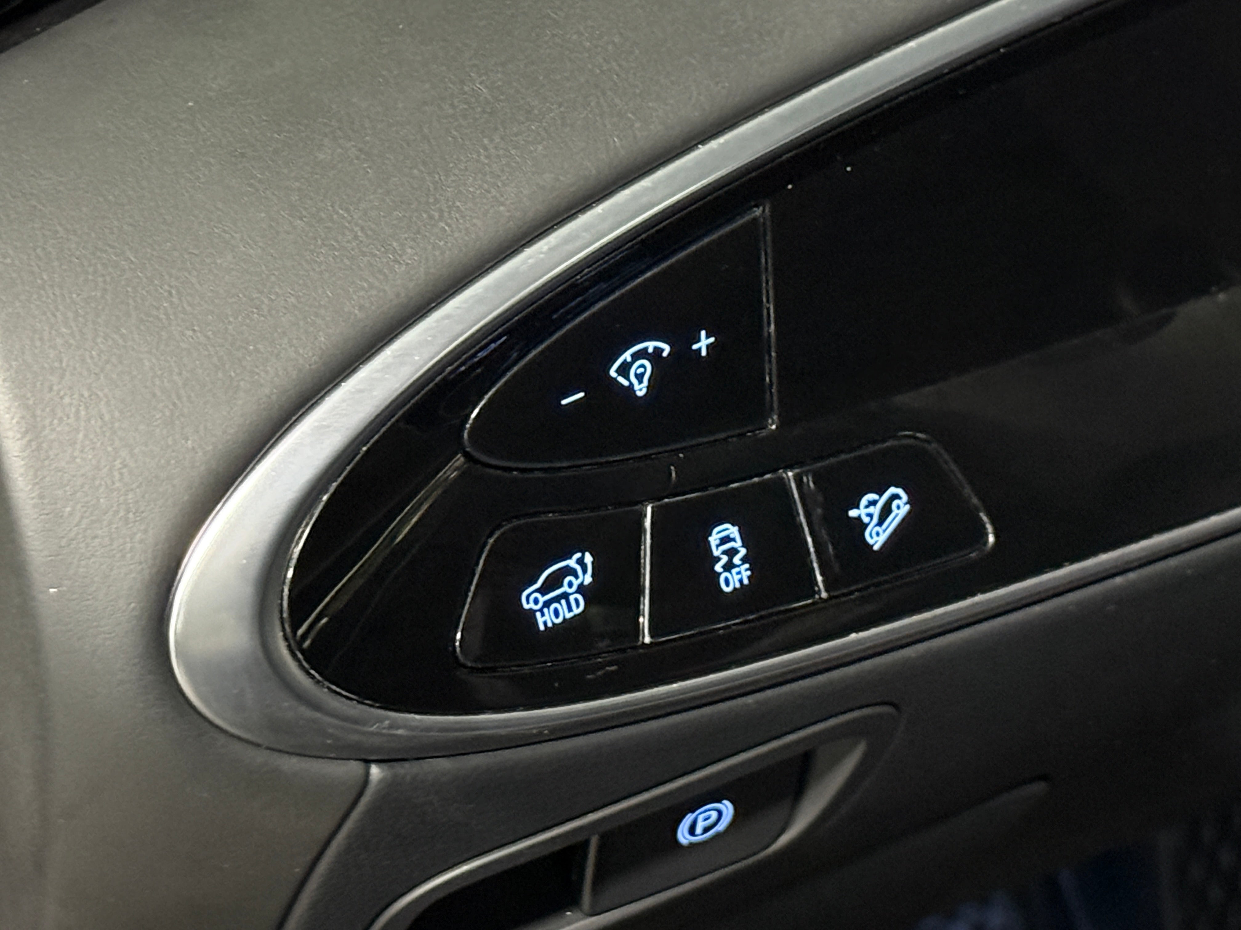 2026 GENESIS GV70