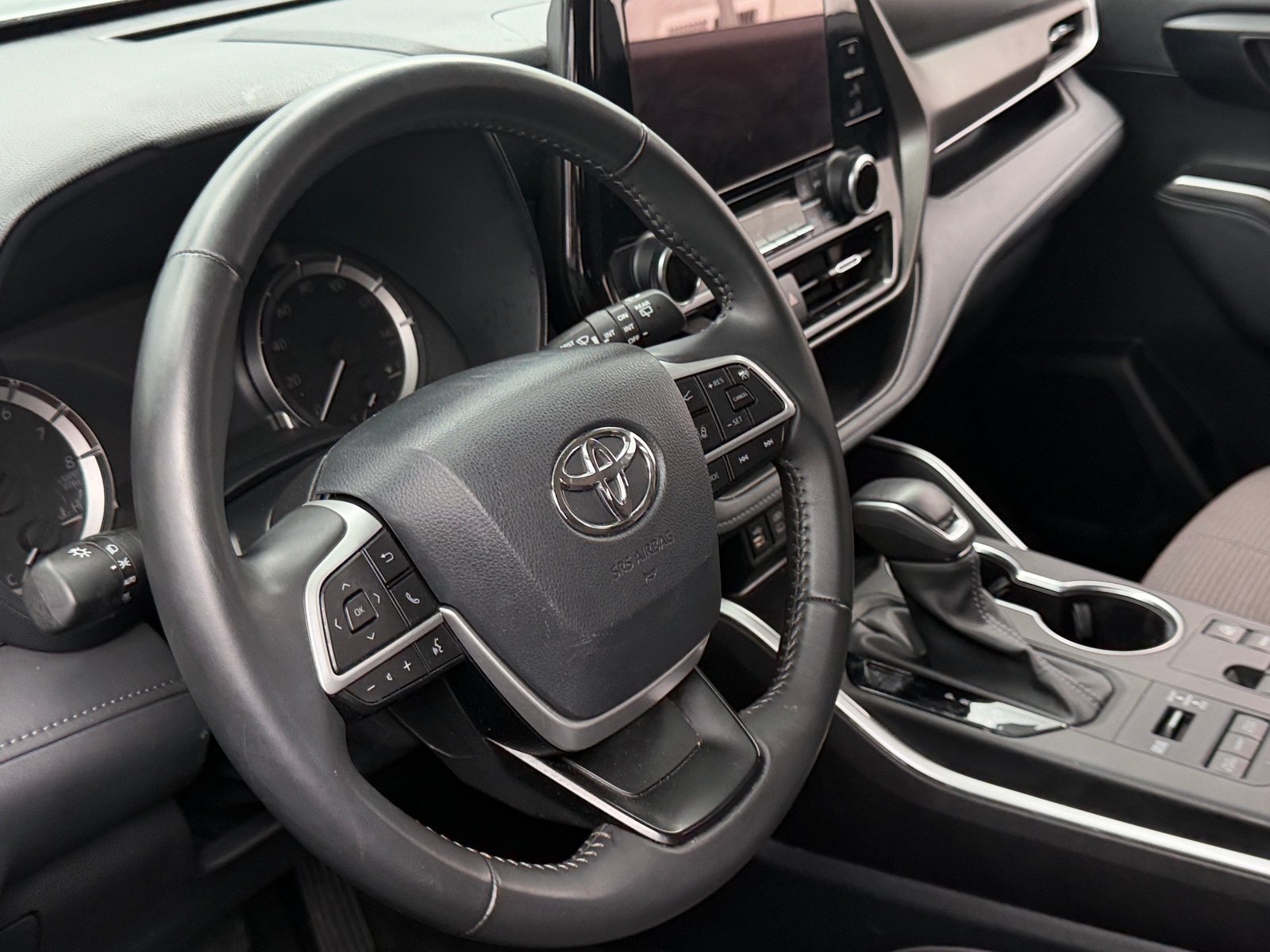 Thumbnail: 2024 Toyota Highlander - 5