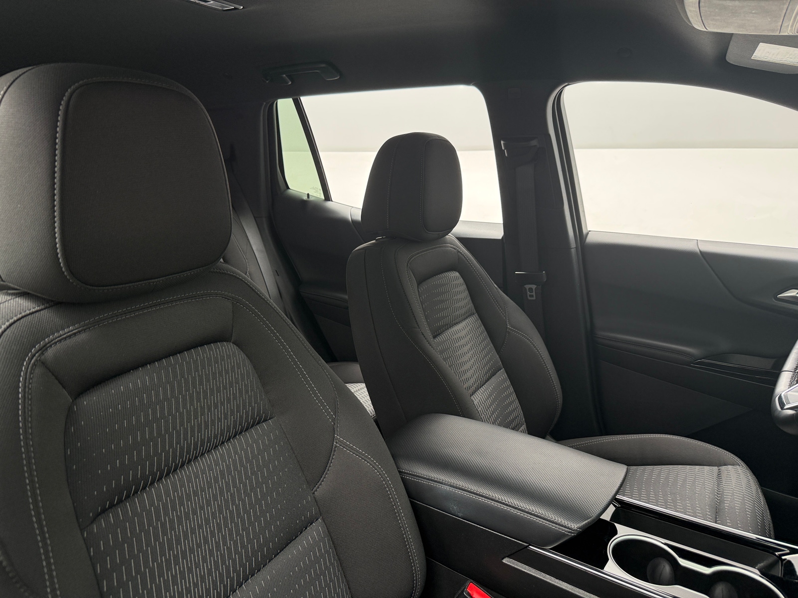 Thumbnail: 2025 Chevrolet Equinox - 2