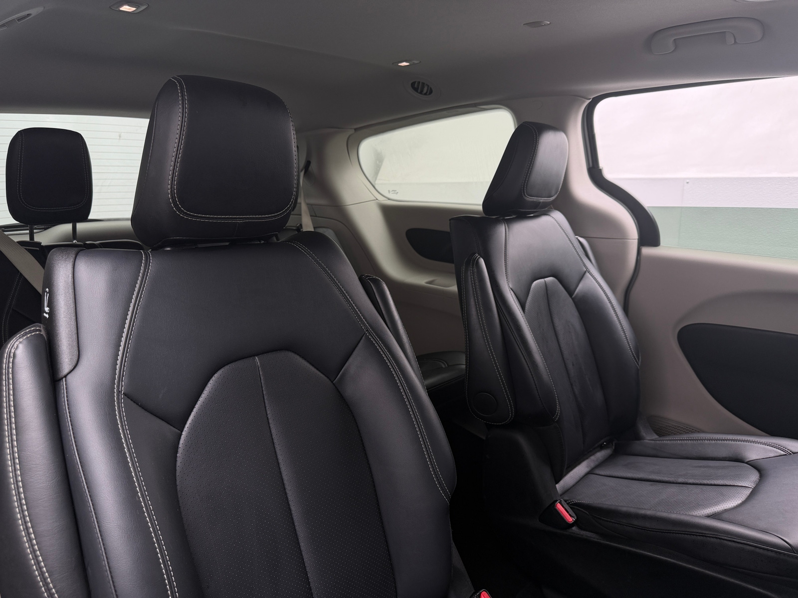 Thumbnail: 2024 Chrysler Pacifica - 5