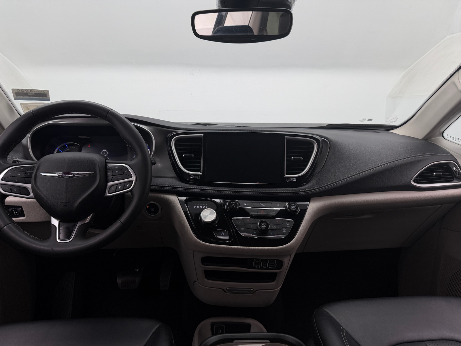 Thumbnail: 2024 Chrysler Pacifica - 2