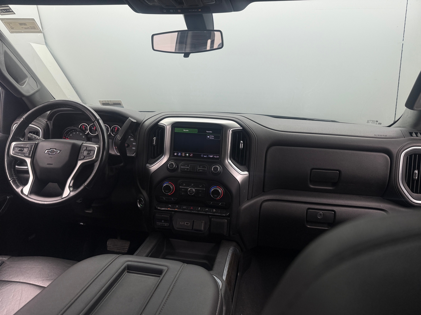 Thumbnail: 2020 Chevrolet Silverado 1500 - 3