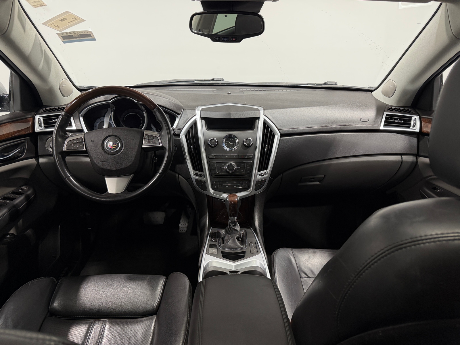 Thumbnail: 2011 Cadillac SRX - 2