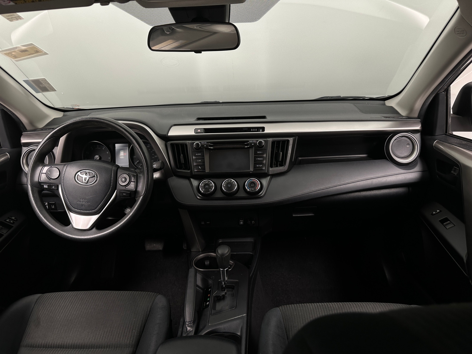 Thumbnail: 2018 Toyota RAV4 - 3