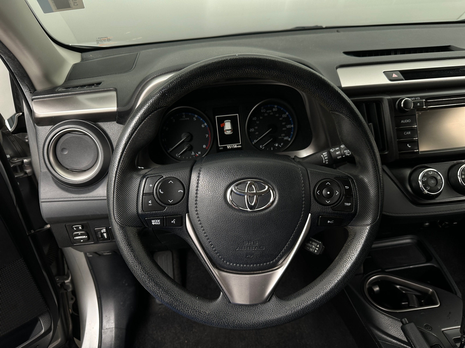 Thumbnail: 2018 Toyota RAV4 - 5
