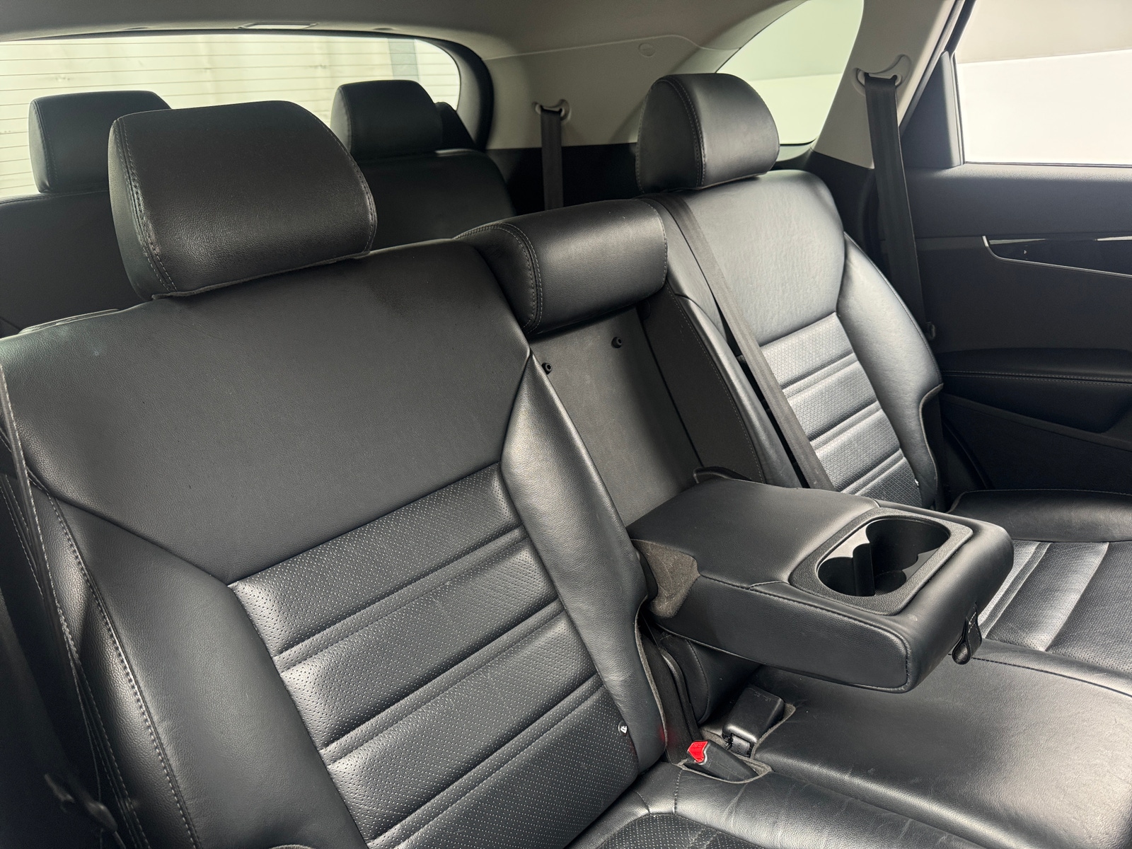Thumbnail: 2019 Kia Sorento - 5