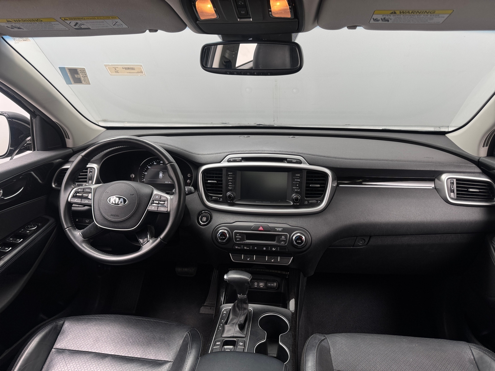 Thumbnail: 2019 Kia Sorento - 2