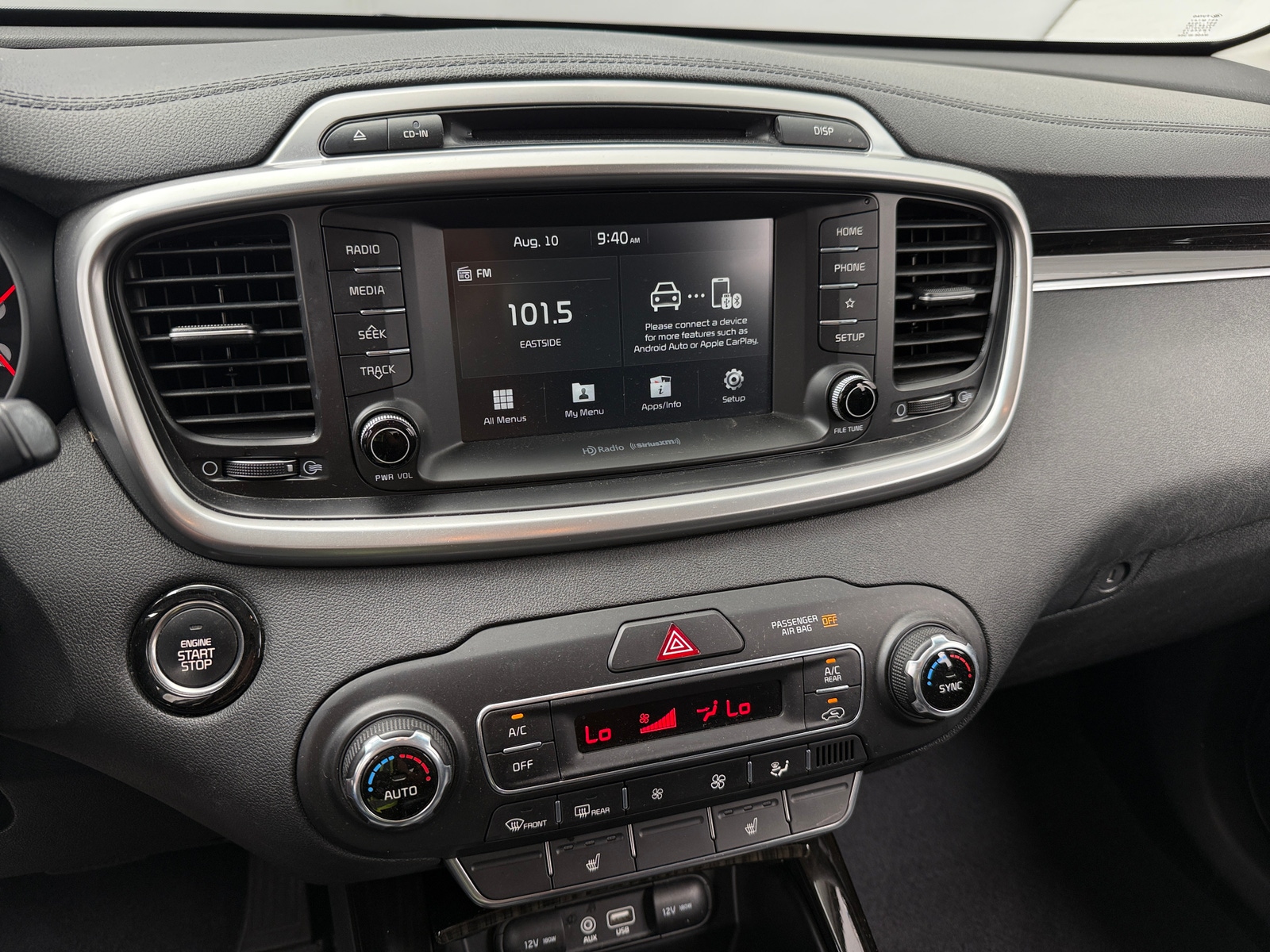 Thumbnail: 2019 Kia Sorento - 3