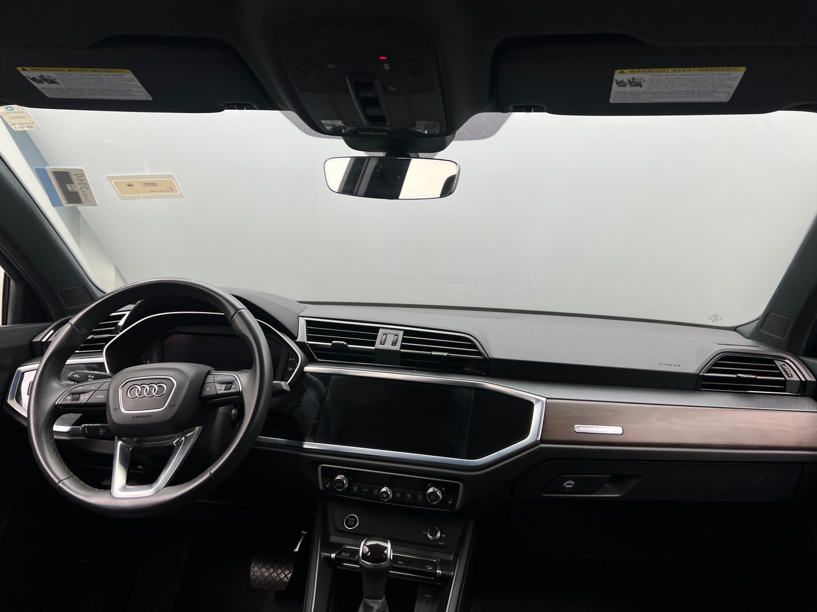 Thumbnail: 2023 Audi Q3 - 2