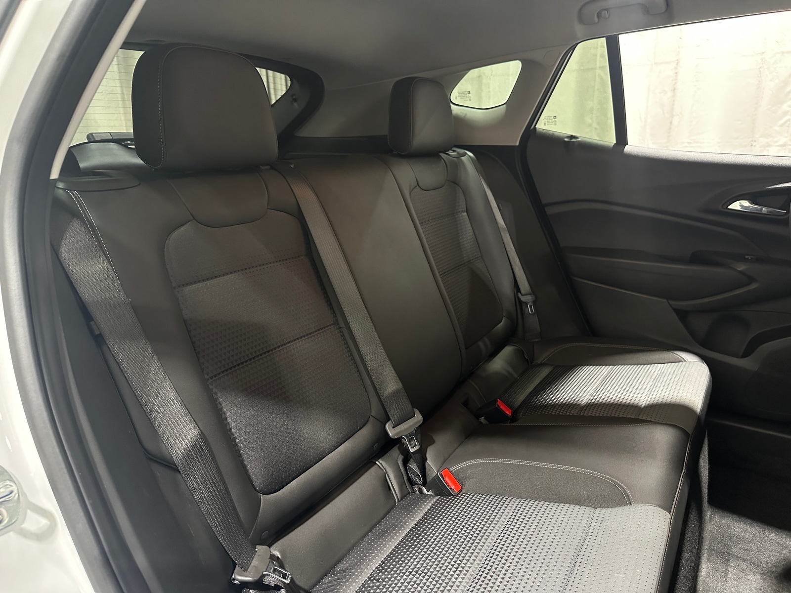 Thumbnail: 2025 Chevrolet Trax - 5