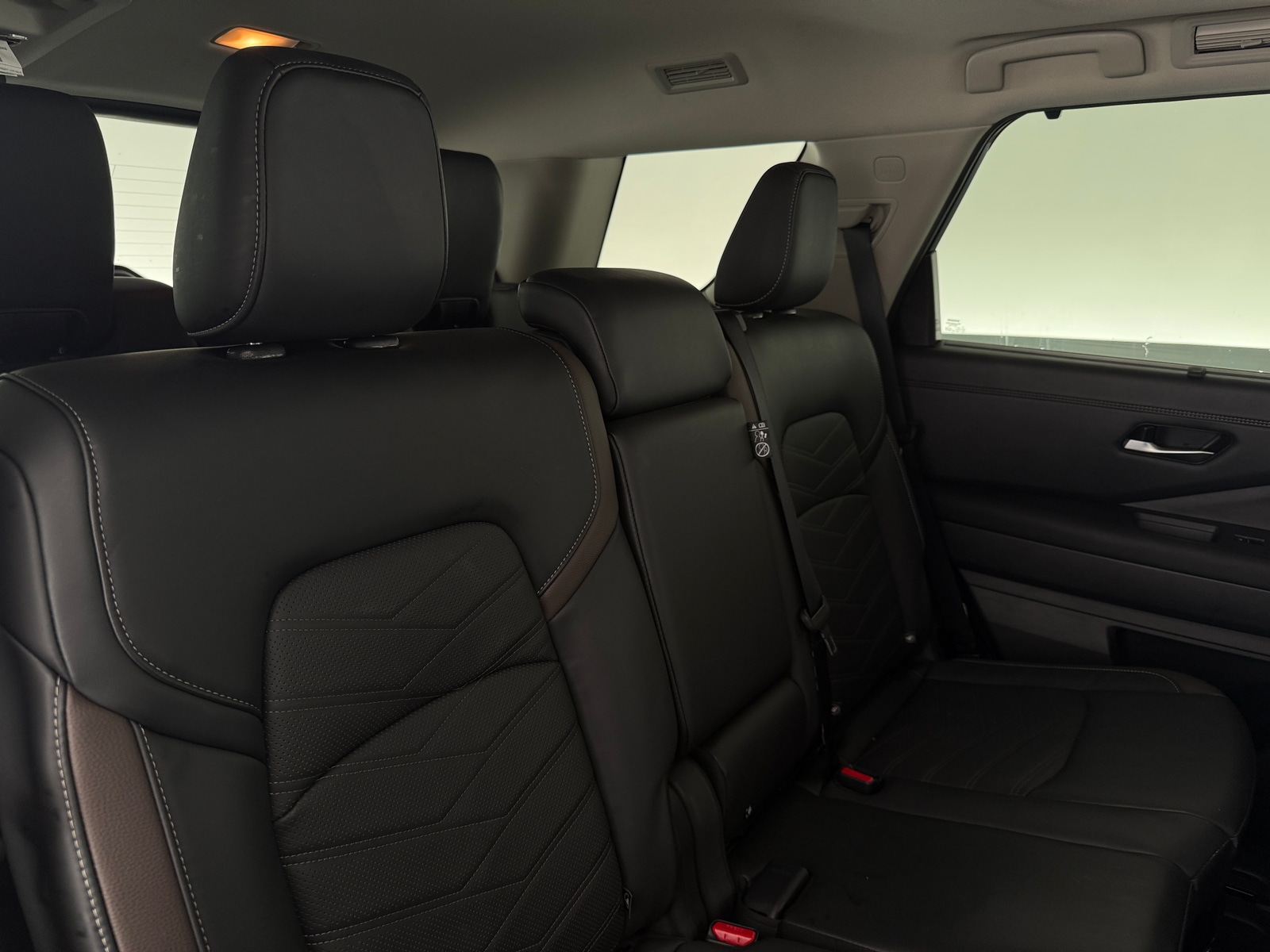 Thumbnail: 2025 Nissan Pathfinder - 5