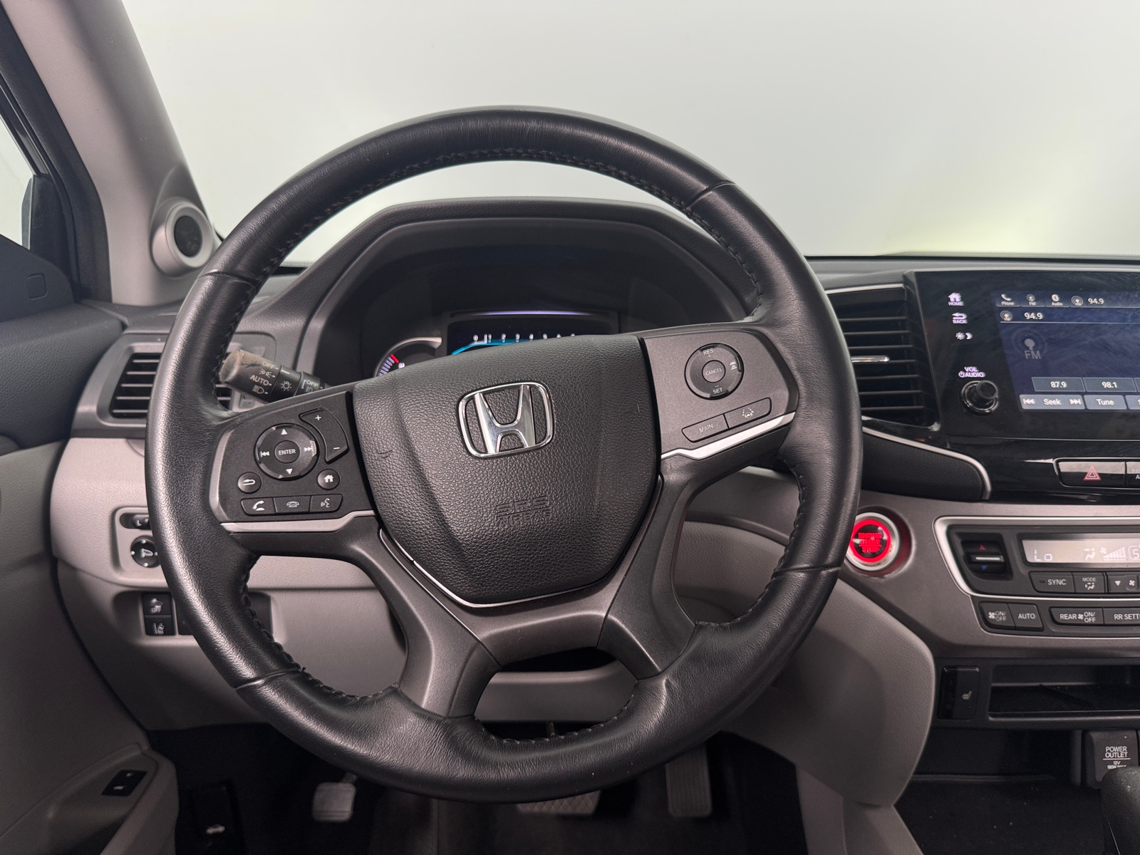 Thumbnail: 2020 Honda Pilot - 4