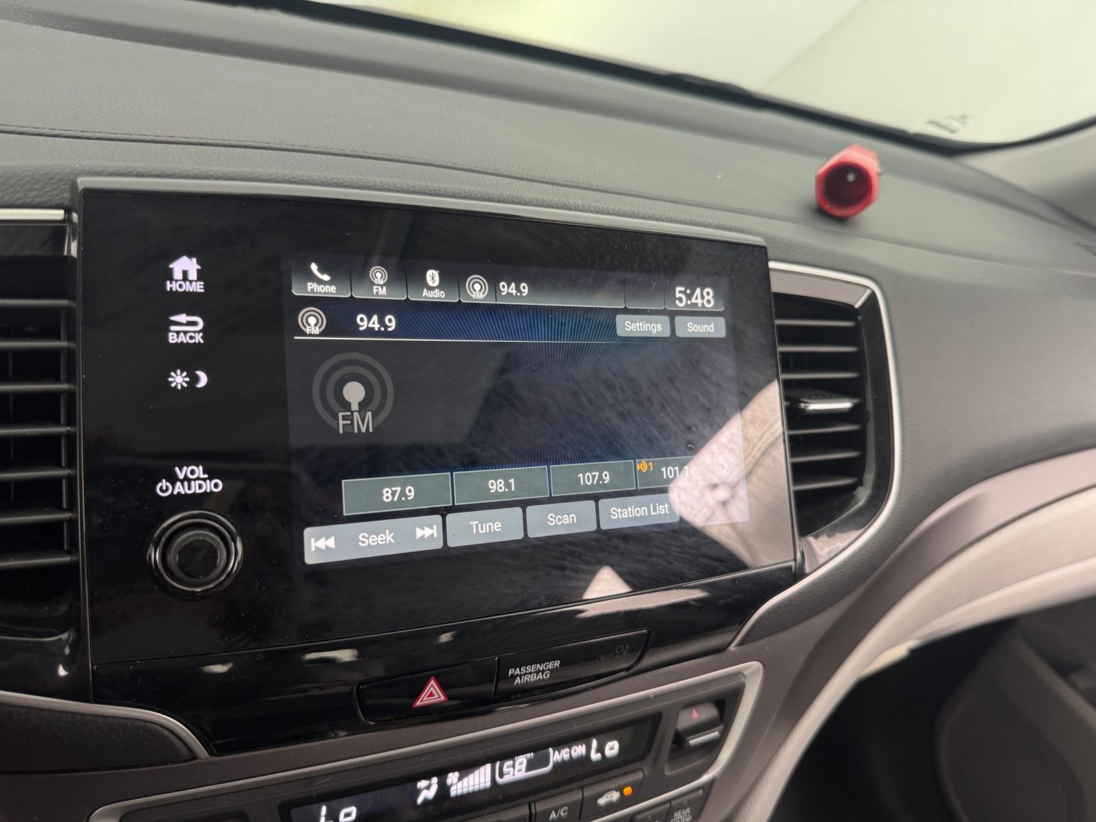 Thumbnail: 2020 Honda Pilot - 3