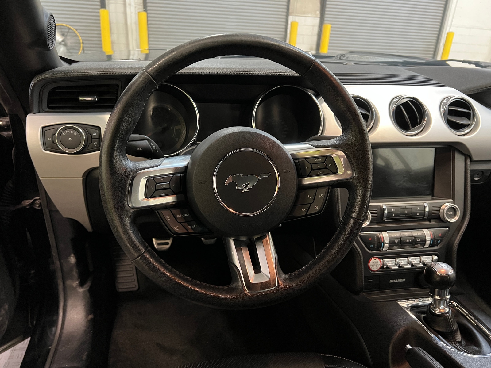 Thumbnail: 2017 Ford Mustang - 4