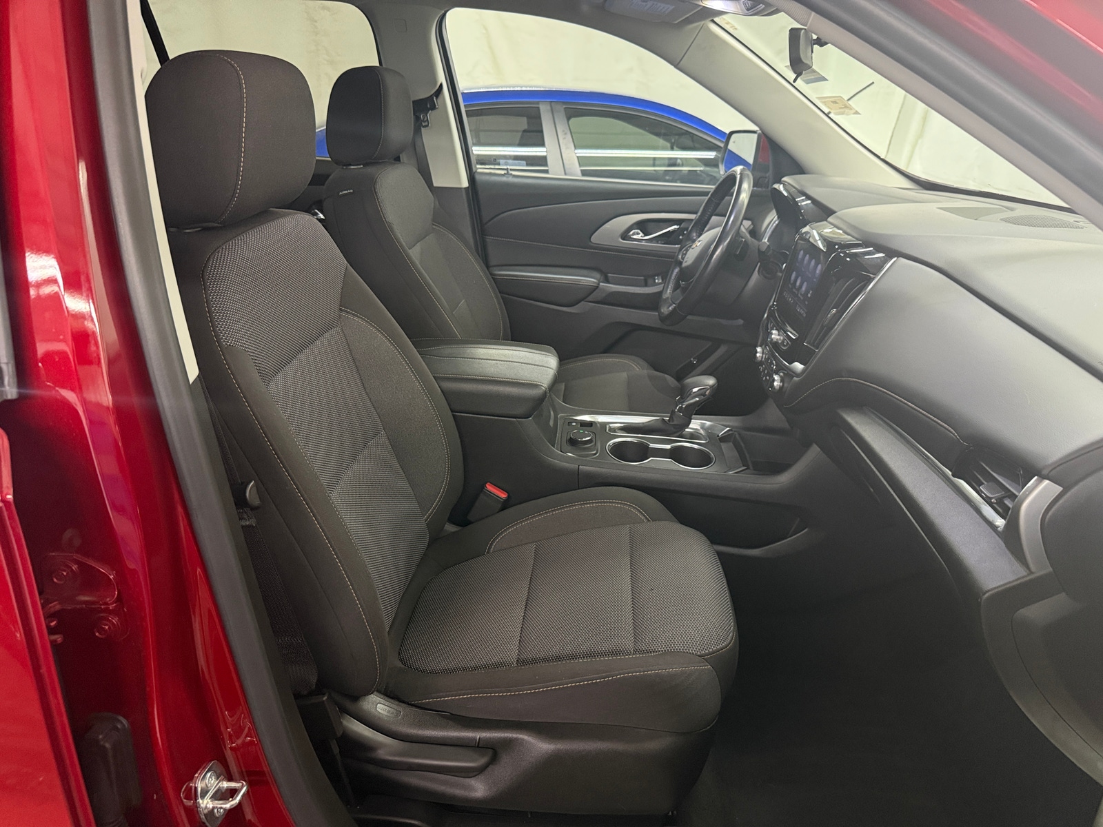 Thumbnail: 2021 Chevrolet Traverse - 2