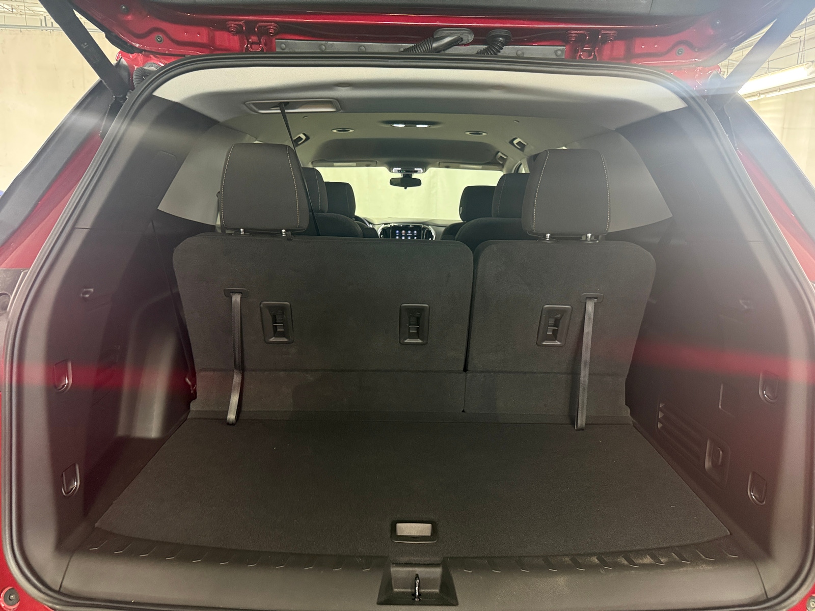 Thumbnail: 2021 Chevrolet Traverse - 7