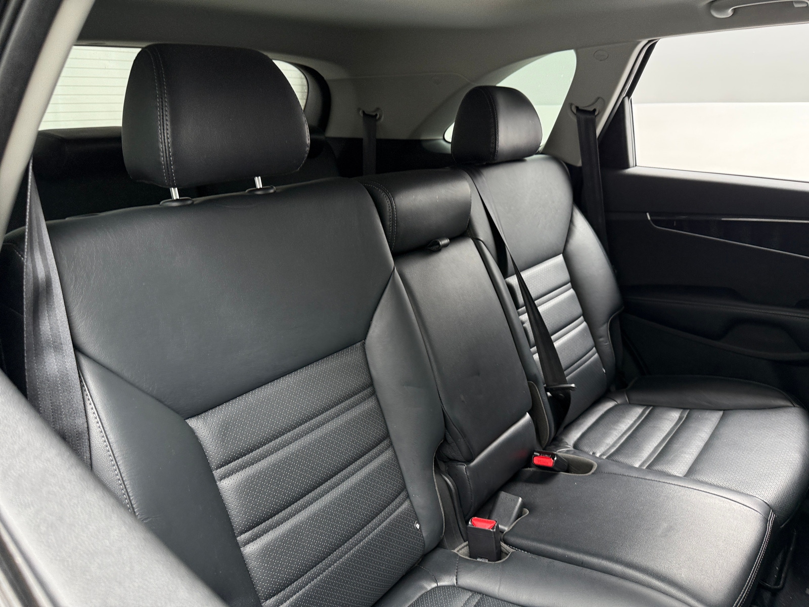 Thumbnail: 2020 Kia Sorento - 5