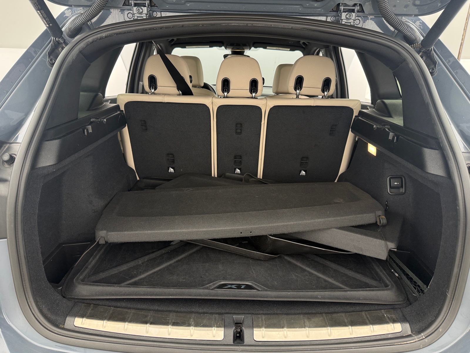 Thumbnail: 2020 BMW X1 - 6
