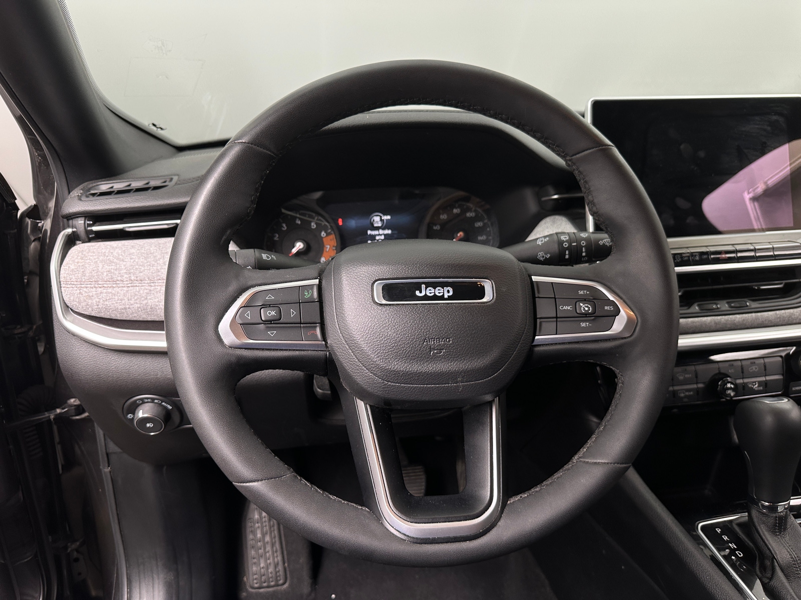 Thumbnail: 2023 Jeep Compass - 4