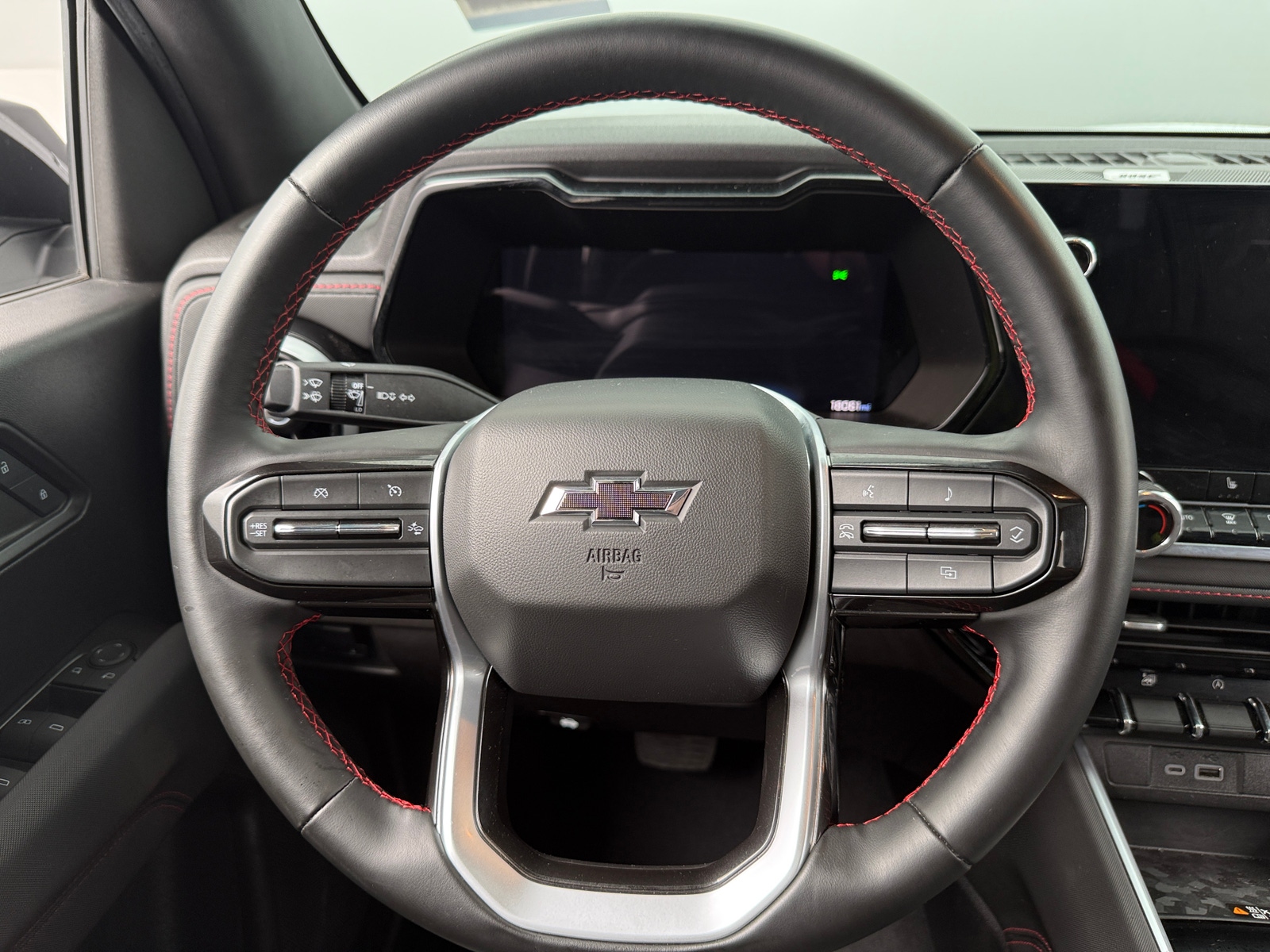 Thumbnail: 2024 Chevrolet Colorado - 4