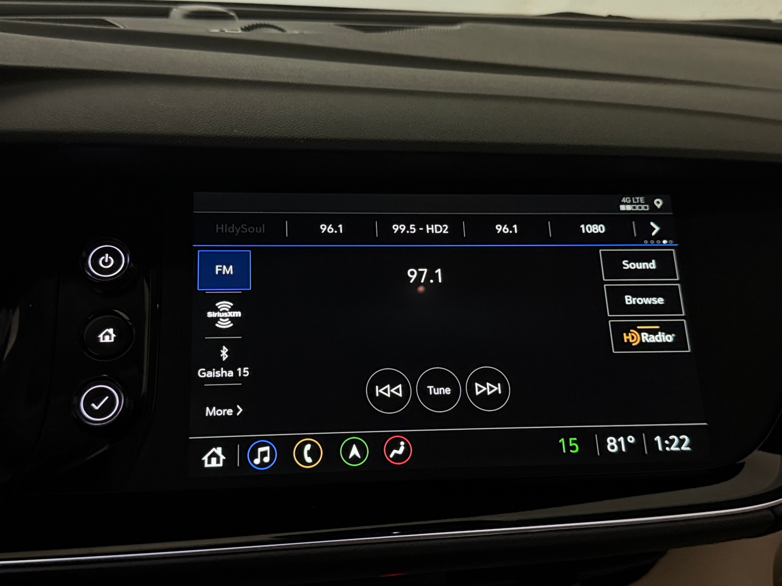 Thumbnail: 2023 Buick Envision - 3