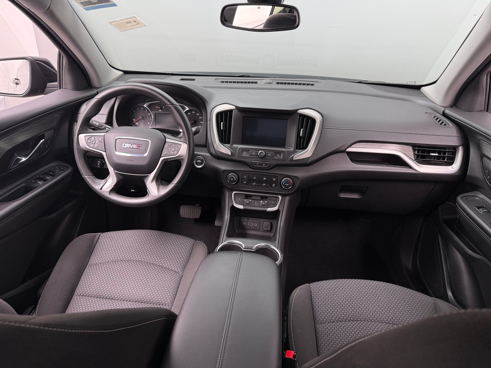 Thumbnail: 2024 GMC Terrain - 3