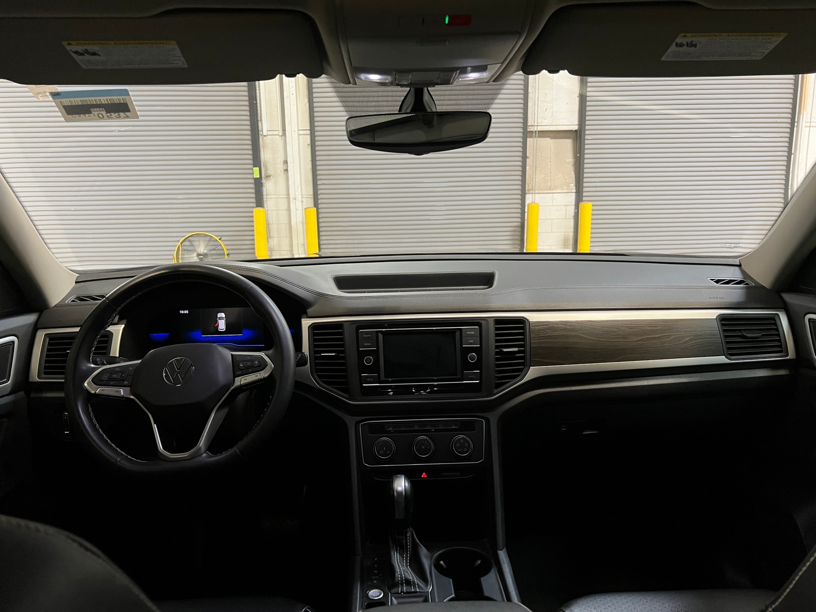 Thumbnail: 2022 Volkswagen Atlas - 2