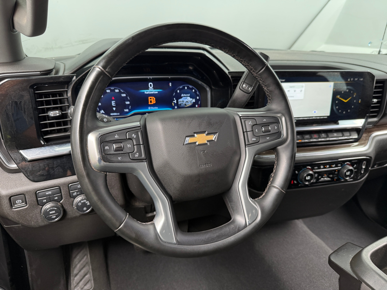 Thumbnail: 2023 Chevrolet Silverado 1500 - 5