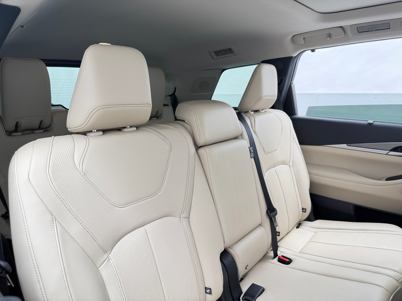 Thumbnail: 2023 INFINITI QX60 - 5
