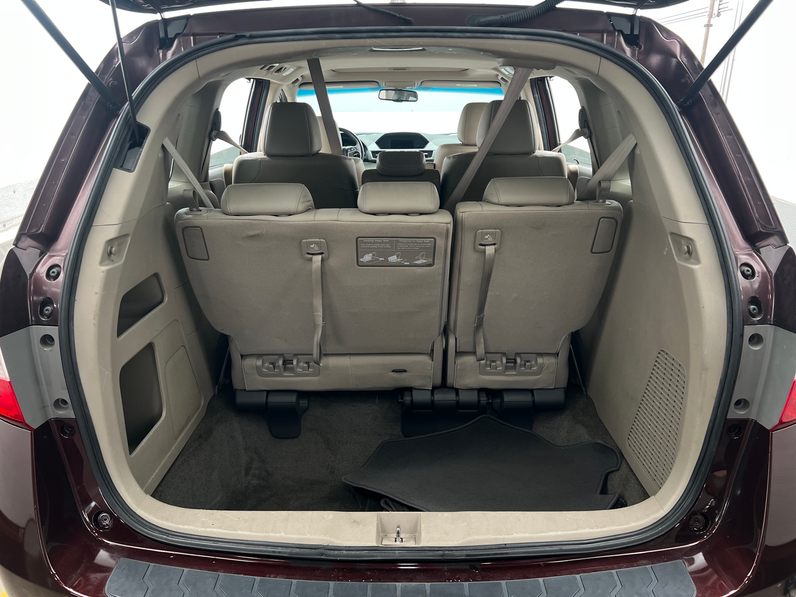 Thumbnail: 2013 Honda Odyssey - 6