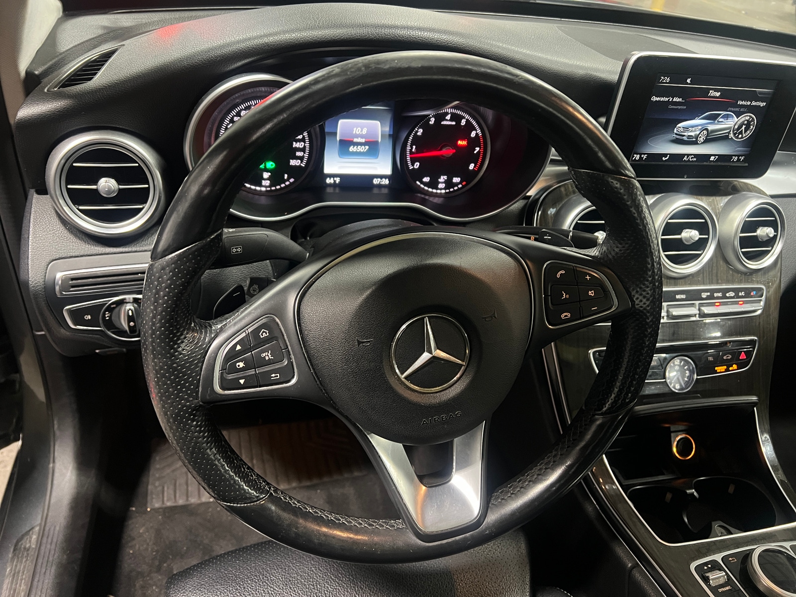 Thumbnail: 2017 Mercedes-Benz C-Class - 4