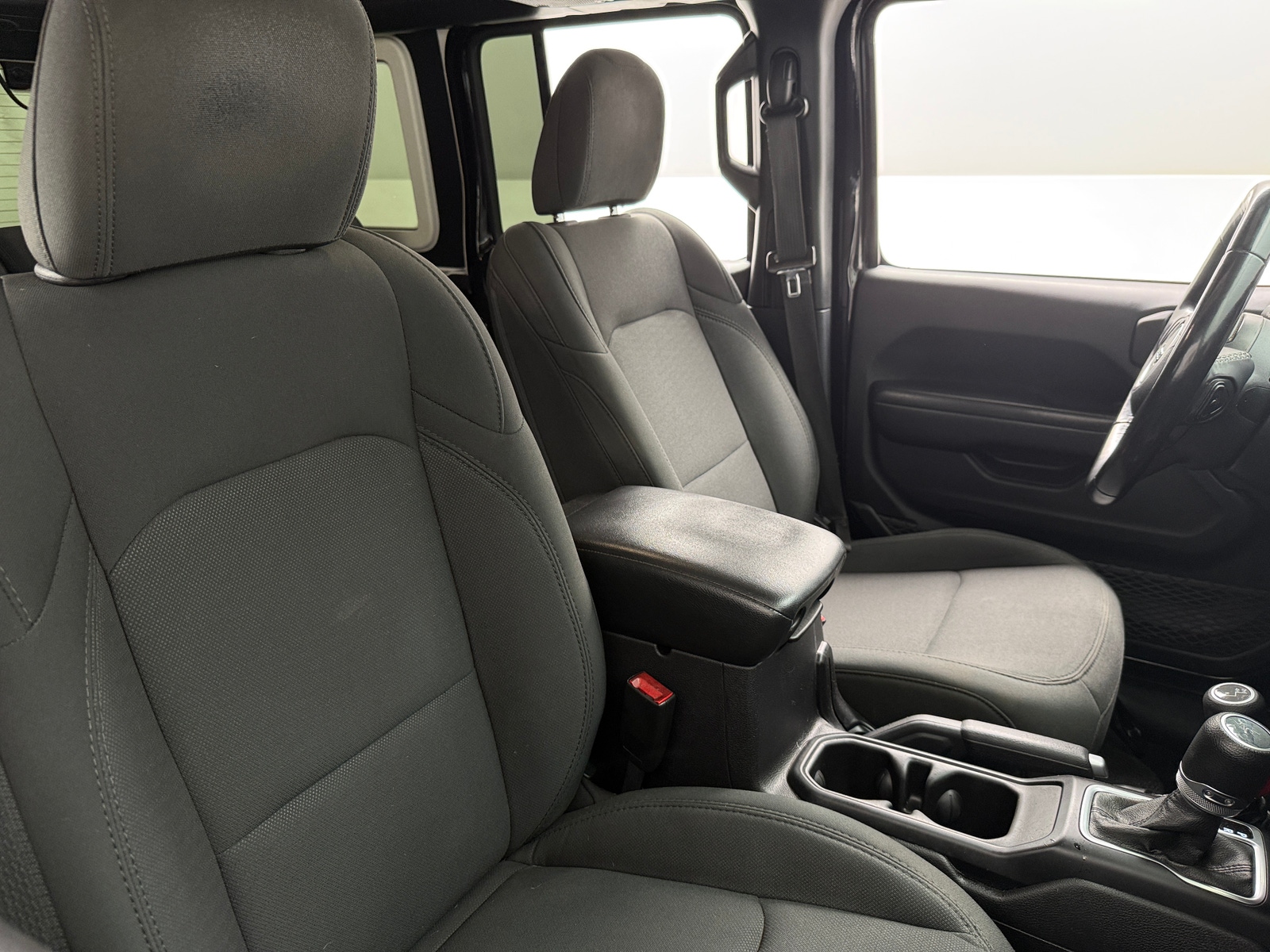 Thumbnail: 2019 Jeep Wrangler - 2