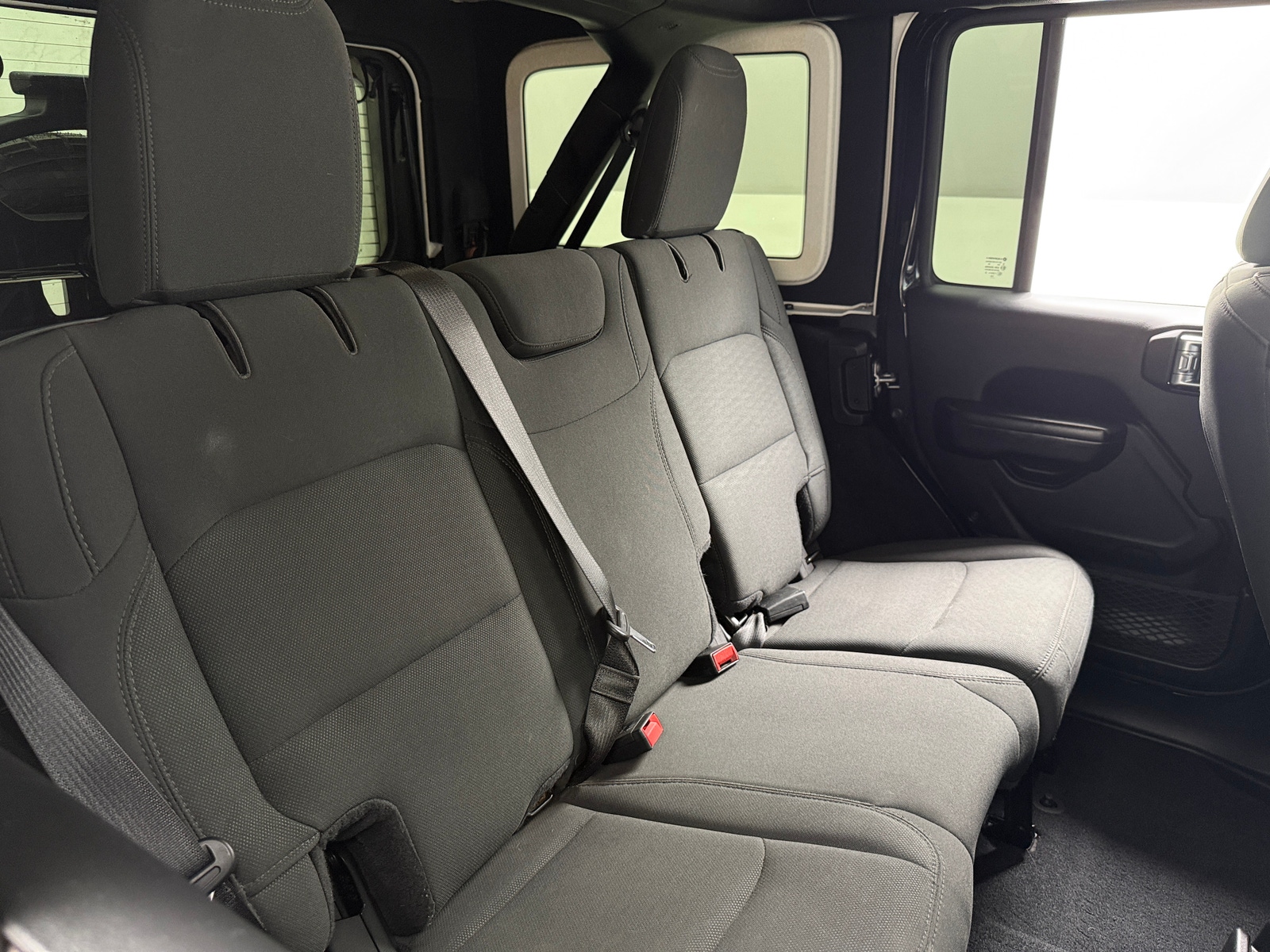 Thumbnail: 2019 Jeep Wrangler - 6